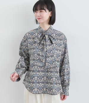 リバティプリント　ストロベリーシーフボウタイブラウス(グレー系-38)