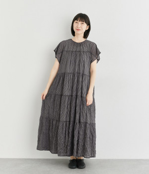コットンシャーリングティアードワンピース(ブラック×グレーギンガム-ONESIZE)