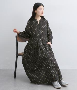 【kazumiさんコラボ】リバティプリントワンピース(ブラック系-38)