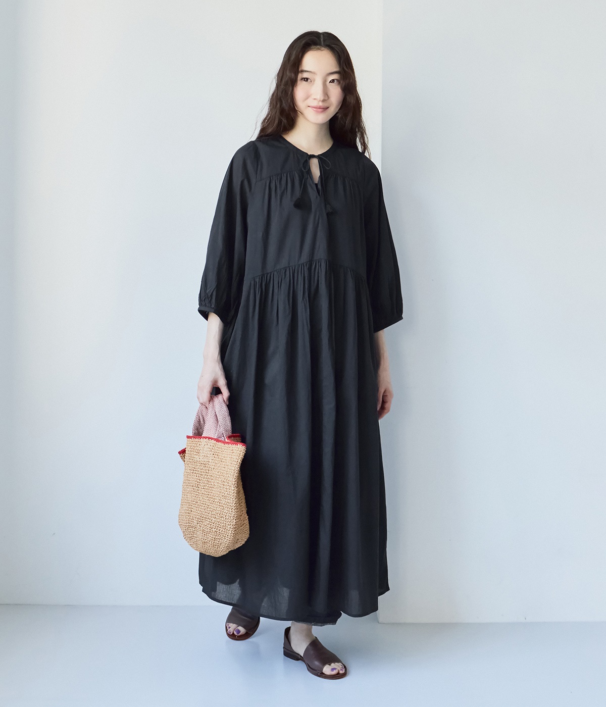 コットン6分袖ギャザーワンピース(ブラック-ONESIZE)
