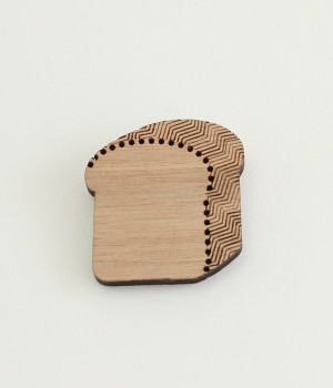 MUSEUM　FOR　ME　ブローチ(ブレッド-ONESIZE)