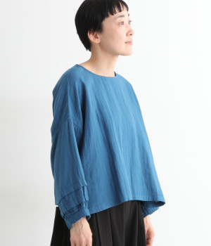 ダブルガーゼ　袖タックショートプルオーバー(ブルー-ONESIZE)