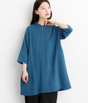 コットンWガーゼ刺繍襟チュニック(ブルー-ONESIZE)