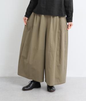 コットン逆綾ワッシャー　ボトルシルエットパンツ(カーキ-F)