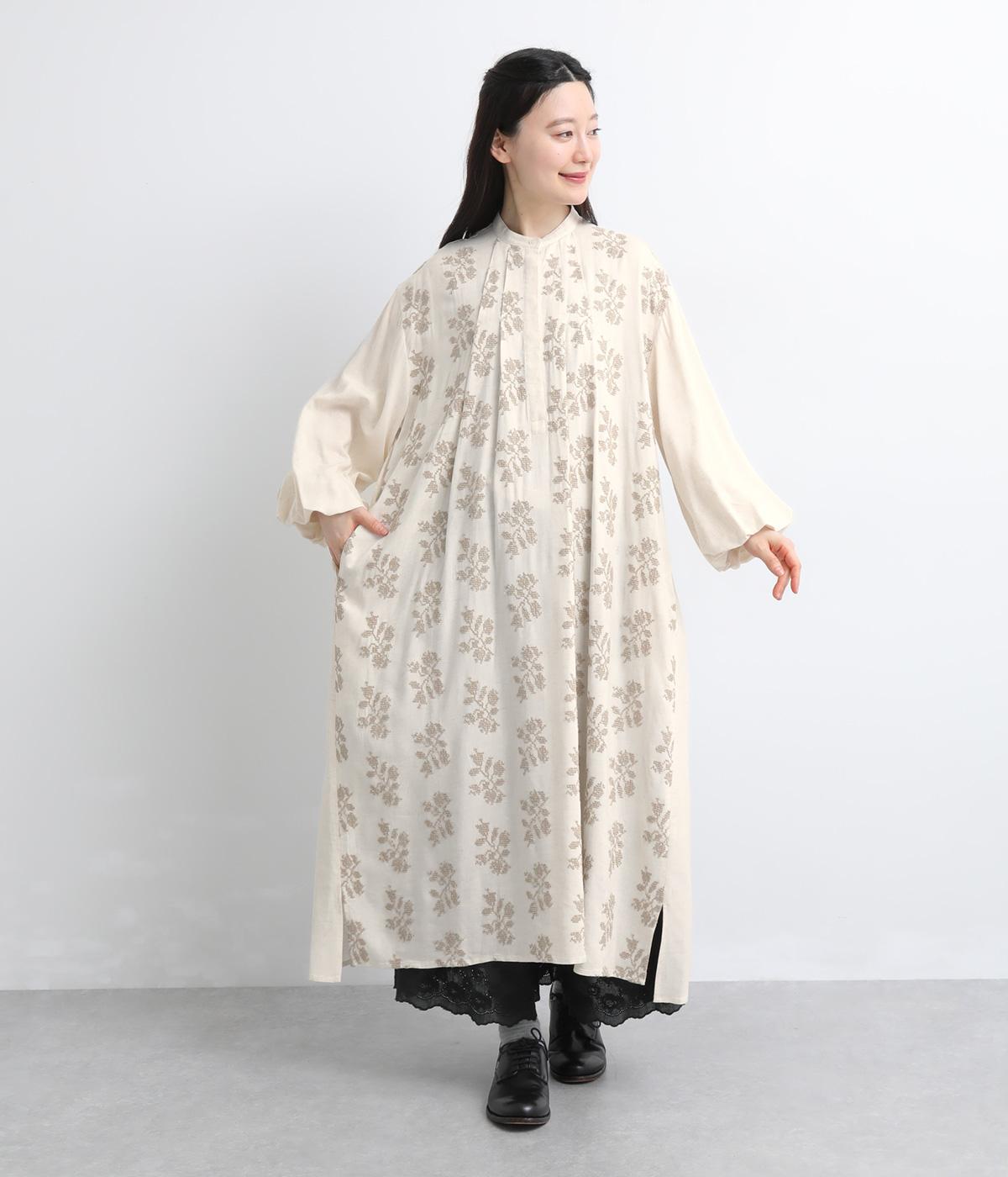 レーヨンリネン刺繍　Aラインワンピース(キナリ系-F)