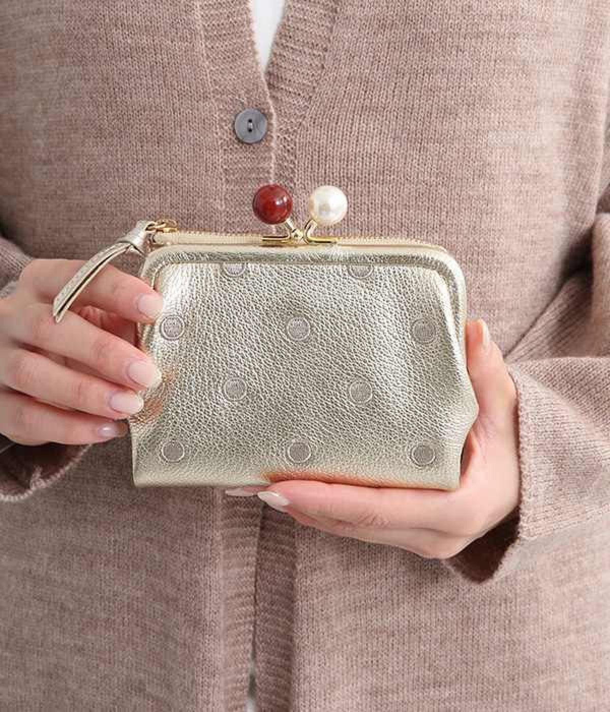 一部コラボ｜二つ折りがま口財布(ゴールドドット-ONESIZE-【コラボ】)