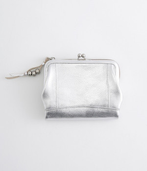 エアリーゴート外がま口2つ折り財布