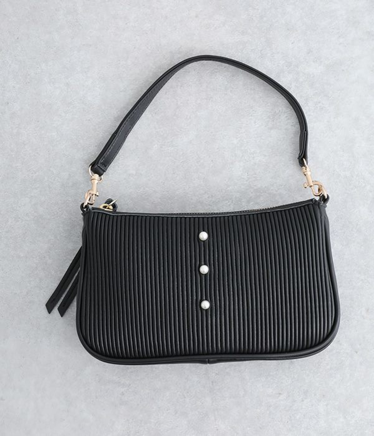 シーププリーツ　ゴート　パール　2WAYショルダー(ブラック-ONESIZE)