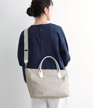 ナイロンドット刺繍　牛革2WAYトート