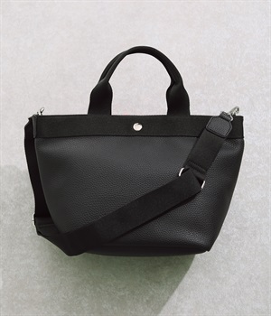 シュリンク舟型 2wayトート(ブラック-ONESIZE)