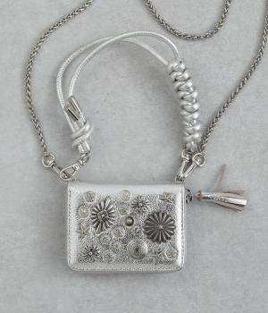 マルチスタッズジャバラチャームウォレットショルダー(シルバー-F)