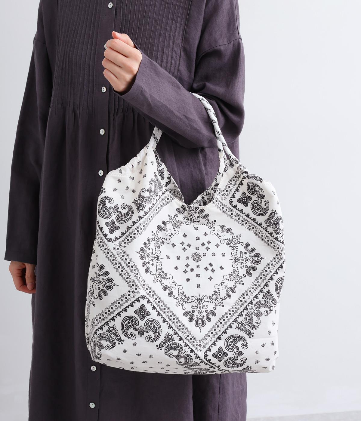 カジュアルパターンビッグトート(ホワイト-F)