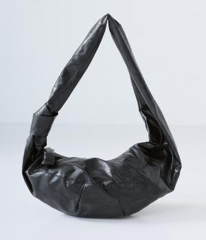 ムーン型ボディバッグ(ブラック-F)