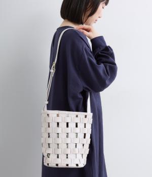 牛革透かし編みメッシュショルダートート(アイボリー-F)