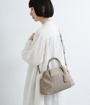ショルダー付き防水ナイロンボストン(オーク-F)
