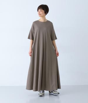 ナイロン混接触冷感フレアワンピース