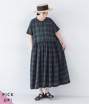 バンドカラーギャザーワンピース