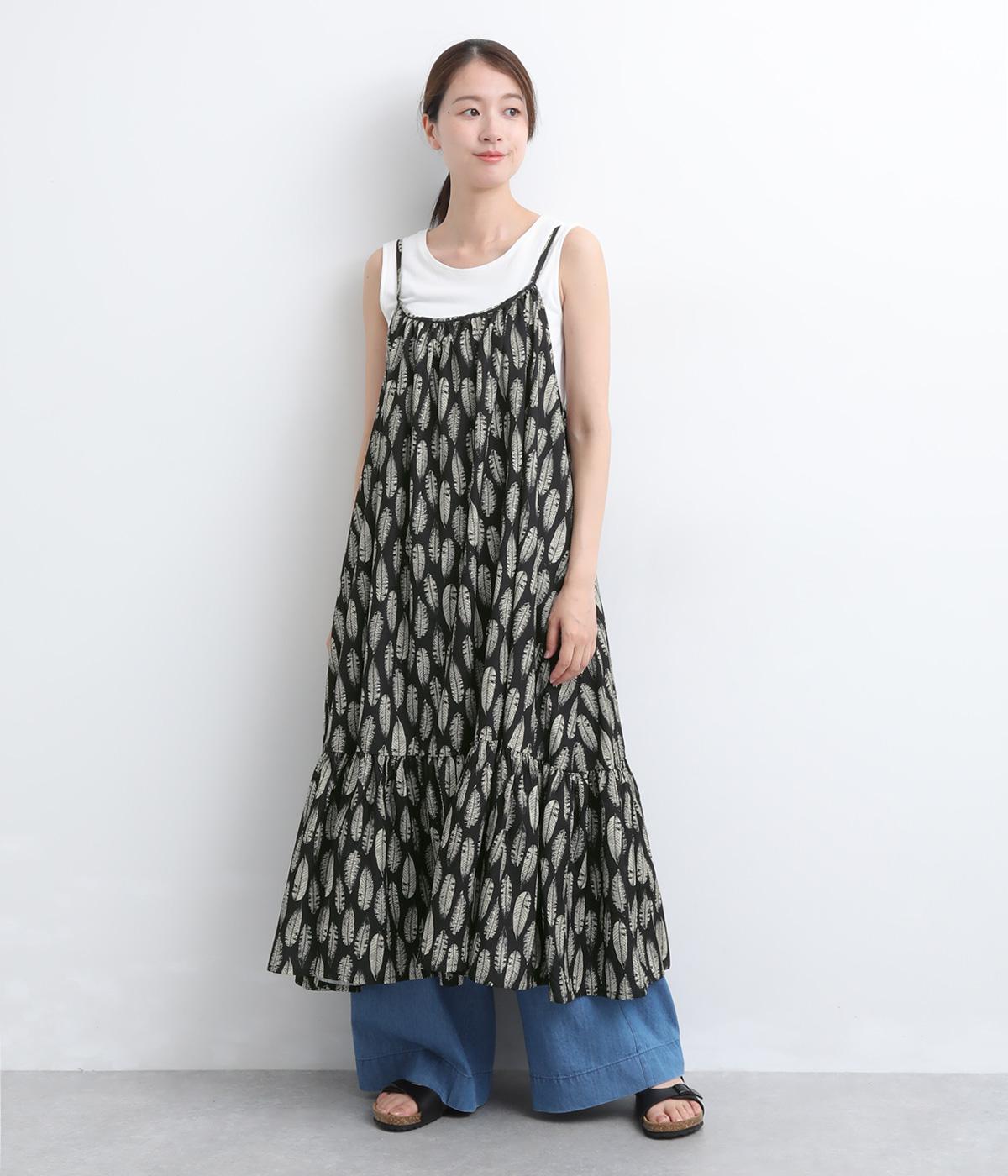 アフリカンプリント バックリボンキャミワンピース(ブラック×オフ-F)