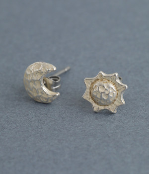 ソル・イ・ルナ　ピアス