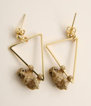 ナマケモノピアス