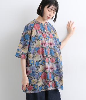 キャンブリックフラワーガーデンプリント後ろタックロングシャツ(ベージュ-ONESIZE)