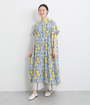 コットンモダールドゥドゥルフラワープリント　 スタンドカラー2wayワンピース(オフホワイト-ONESIZE)