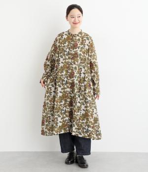 ライトボイルオールドフラワープリントスタンドサイドギャザーワンピース(オフホワイト-F)