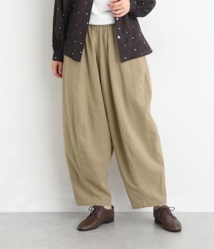 コットンリネンタックボリュームパンツ