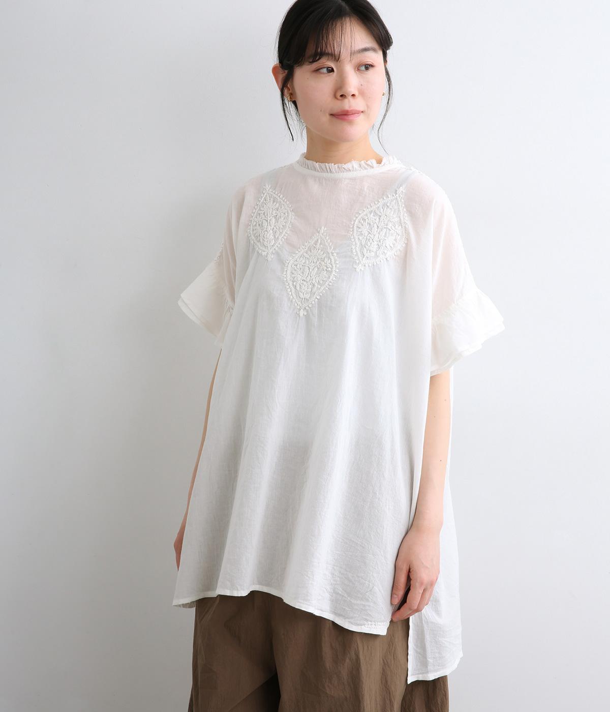 Light Voile　ラクナウ刺繍　フリルチュニックブラウス(オフホワイト-F)