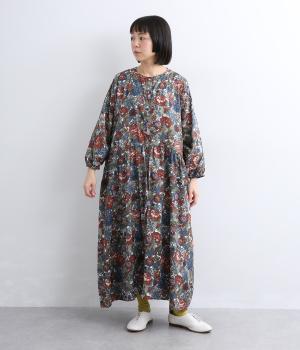 手捺染　コードコットンヴィンテージフラワープリント　前開きドルマンワンピース(オフホワイト-F)