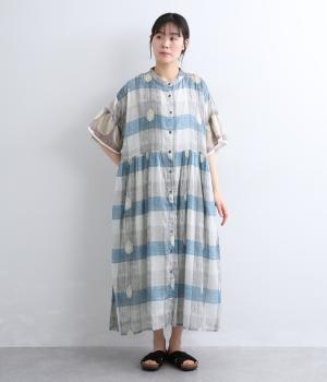 Light Voile　箔ロータスプリント　前開きフレアスリーブワンピース(オフホワイト-F)