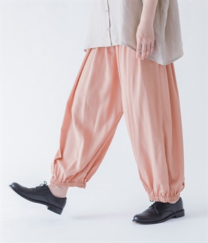 レーヨンリネン裾ギャザーパンツ