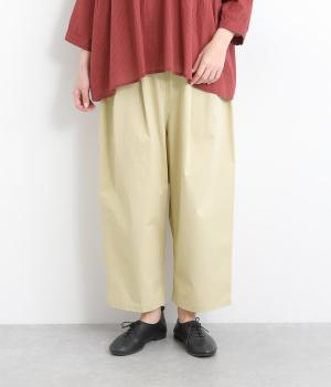 コットンクロップドパンツ