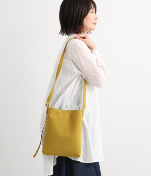 マイクロファイバースエード　ショルダーバッグS(マスタード-ONESIZE)