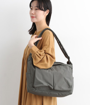 HELMET　SHOULDER　BAG　M(グレー-ONESIZE)