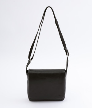 オイルプルアップ　フラップショルダー　ワイド(ブラック-ONESIZE)