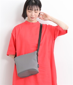 hatch ミニマルバケツショルダー