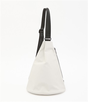 hatch ミニマルトライアングルショルダー(アイボリー-ONESIZE)
