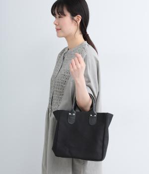 Six　トート　S(ブラック-S)