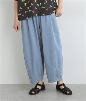 ライトデニムゆるタックパンツ(サックス-ONESIZE)