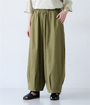 ツイルストレッチゆるっとパンツ(カーキ-ONESIZE)