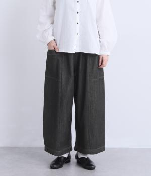柔らかデニム　脇ポケットゆるりパンツ