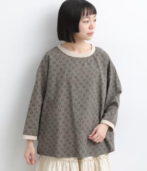 変形ドット　7分袖プルオーバー(チャコール×ナチュラル-F)