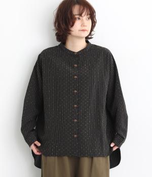 アルファベットフロッキー　スタンドシャツ（ブラック・F）