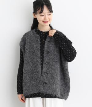 ふわふわ丸っとベスト（チャコール・F）