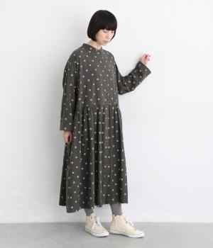 微起毛やわらかドット　ウエストギャザー切替ワンピース（チャコール・F）