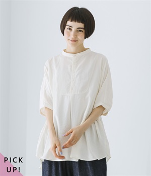 脇ギャザードルマンブラウス