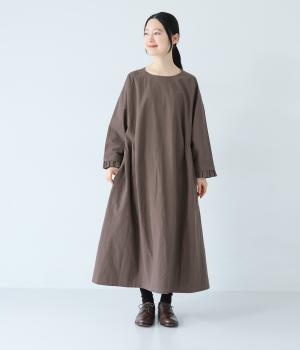 コットンリネン袖フリルギャザーワンピース(チャコール-F)