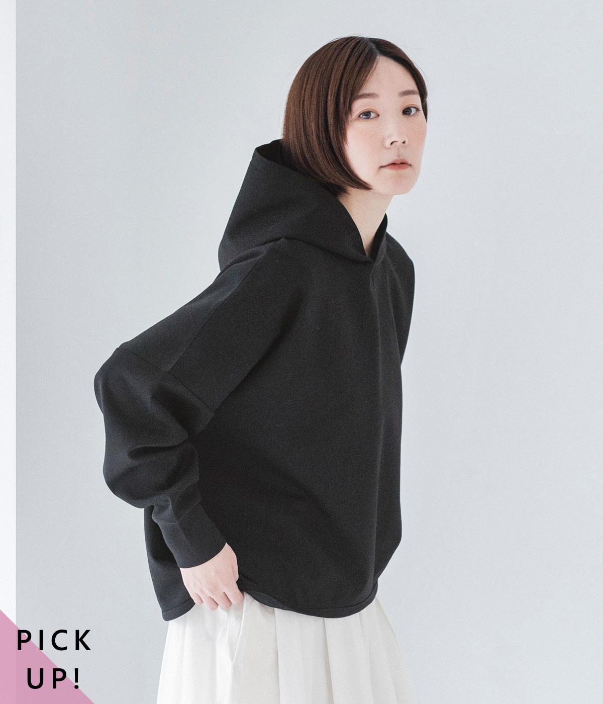 ポンチワイドパーカー(ブラック-ONESIZE)