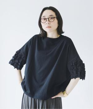 着るだけでサマになる　フリル5分袖Tシャツ(ブラック-F)